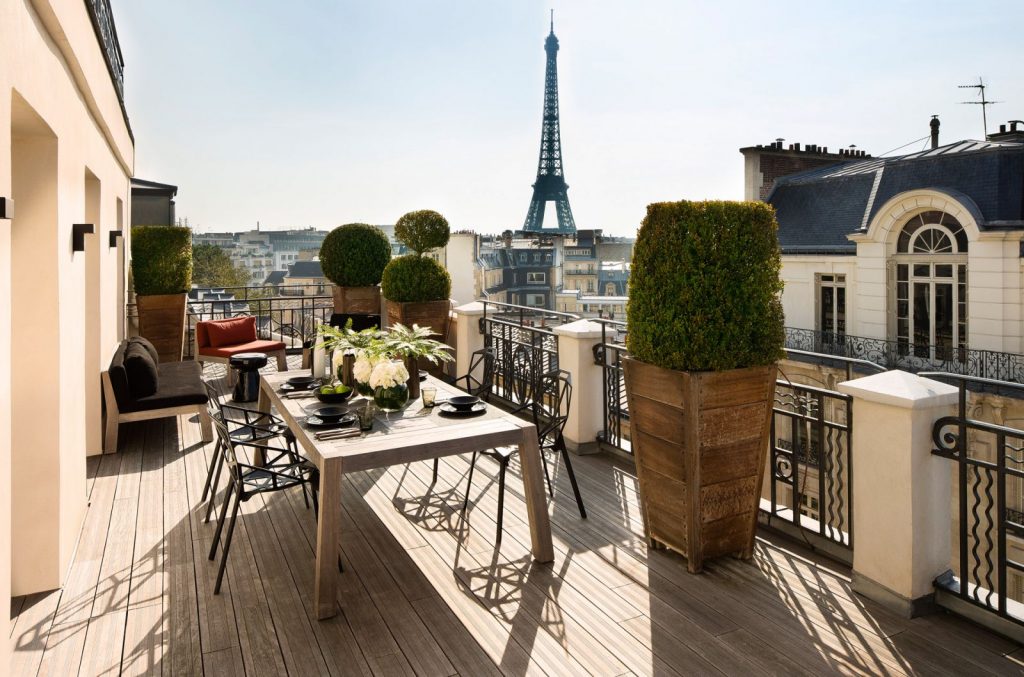 7 luxury hotel suites in Paris with Eiffel Tower view - BYLHS